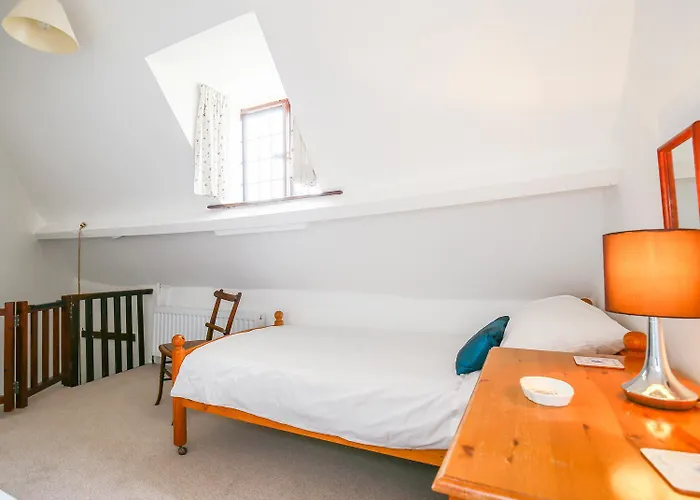 Japonica Cottage